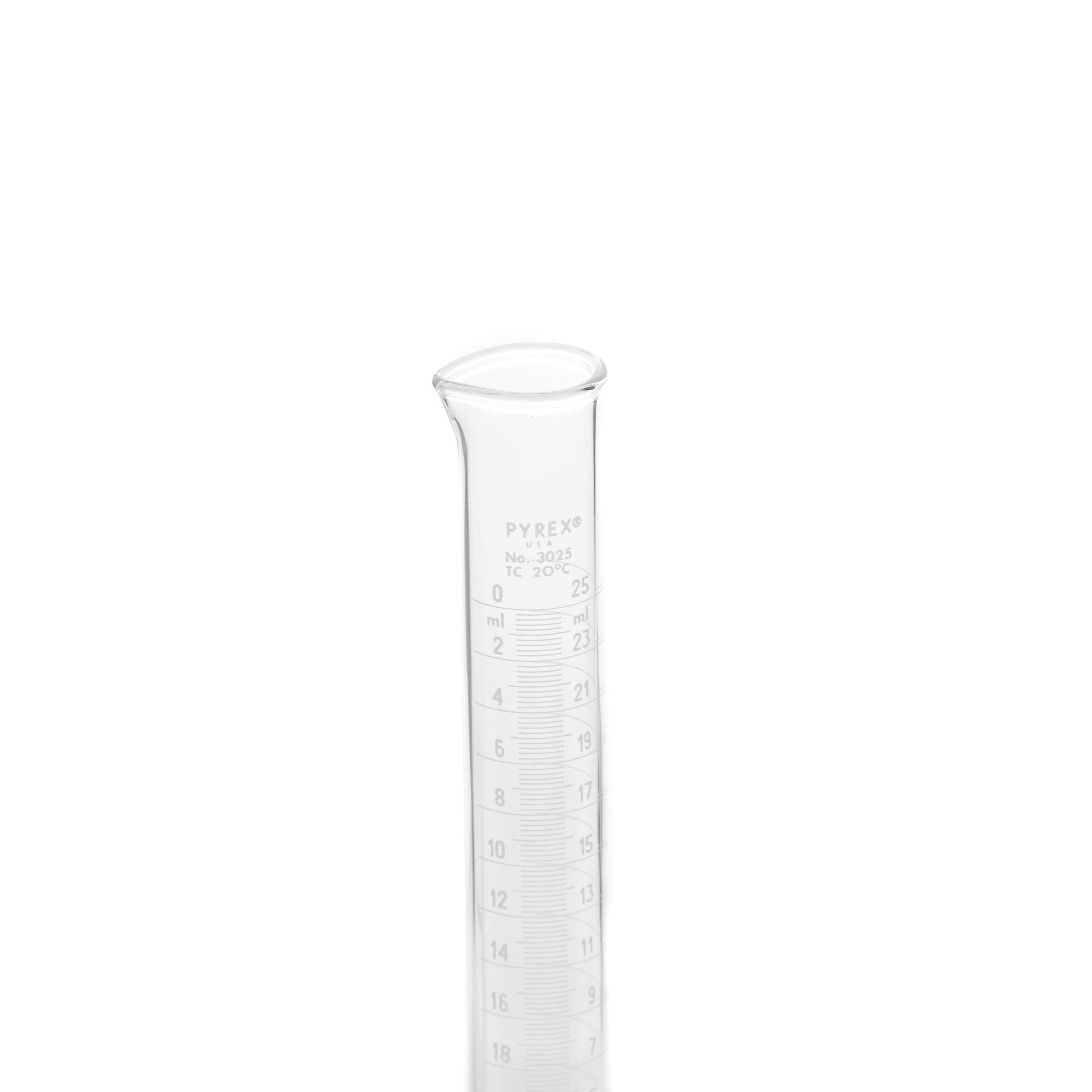 PROBETA GRADUADA DE 25ml. PYREX