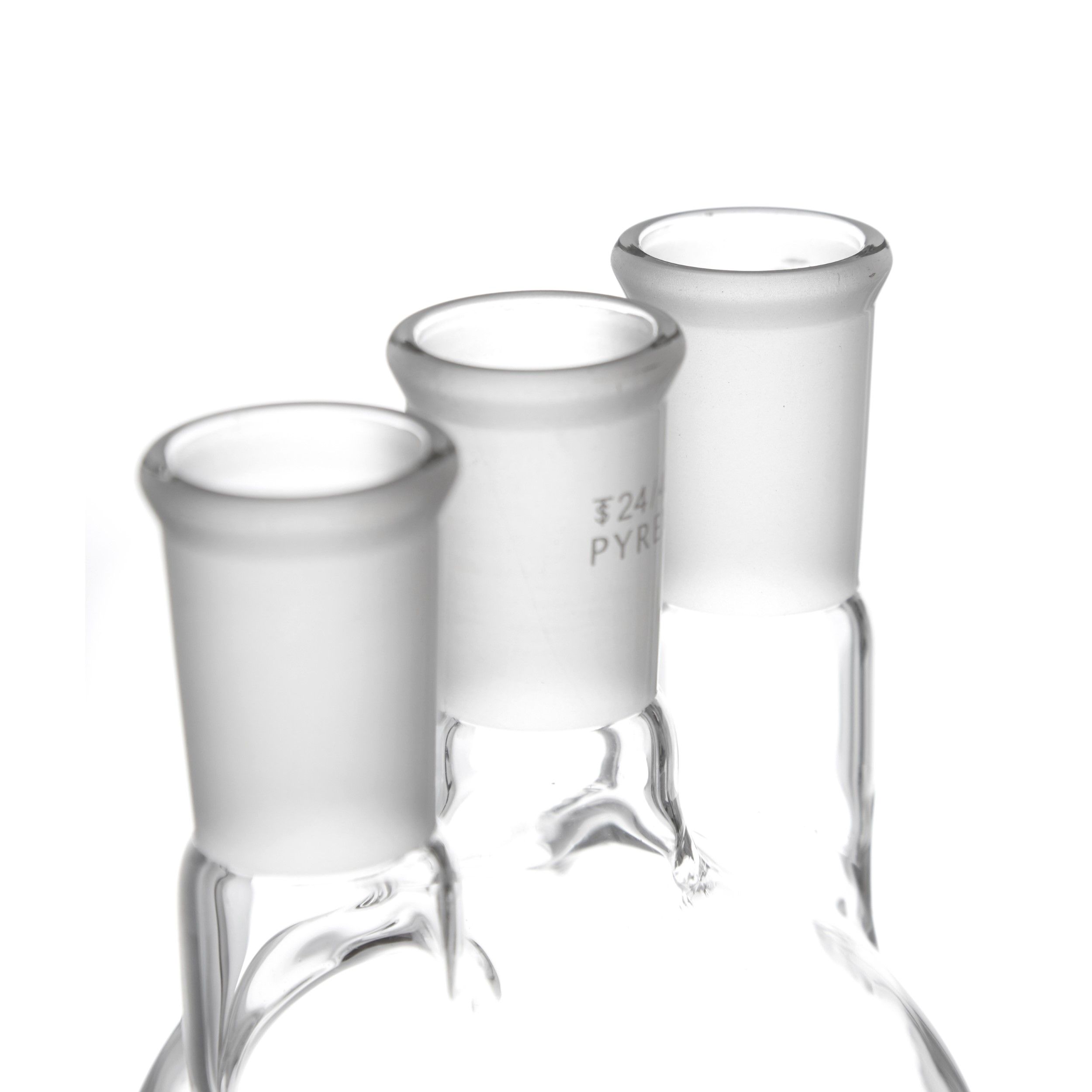 MATRAZ DE DESTILACIÓN DE 500ml CON TRES BOCAS VERTICALES 24/40. PYREX