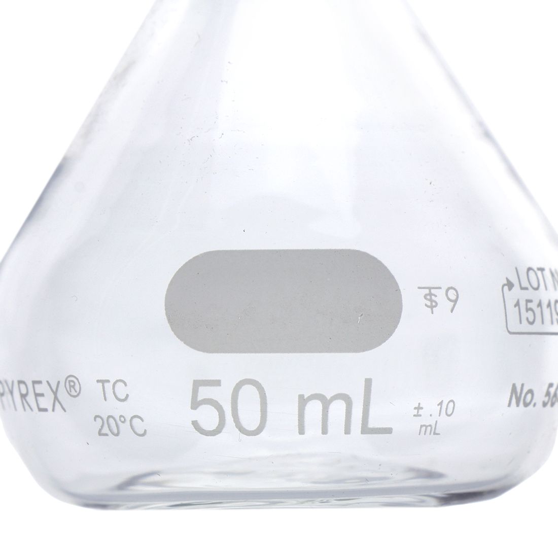 MATRAZ VOLUMÉTRICO DE 50ml CLASE B ASTM. PYREX