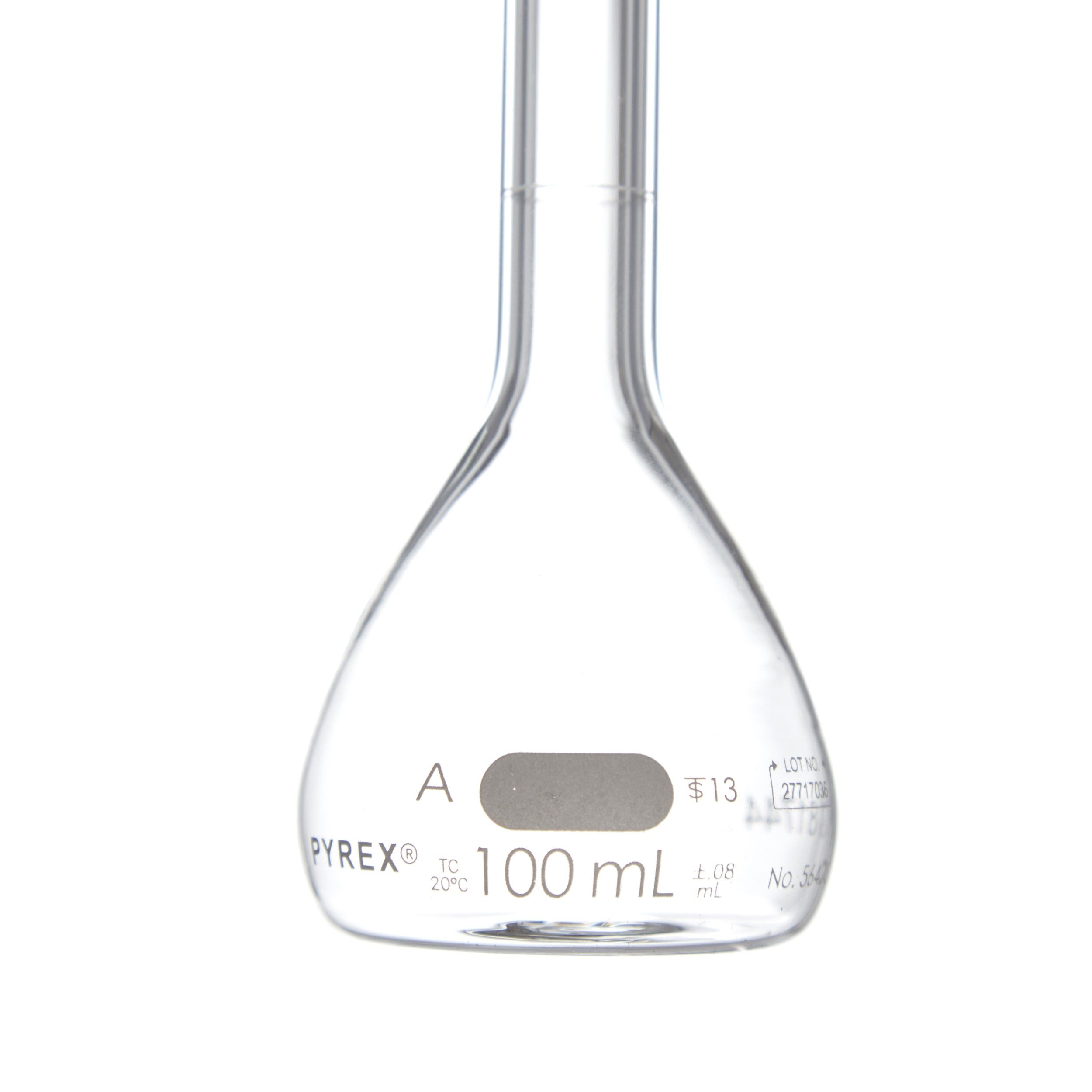 MATRAZ VOLUMÉTRICO DE 100ml CLASE A ASTm. TAPÓN DE PLÁSTICO. PYREX