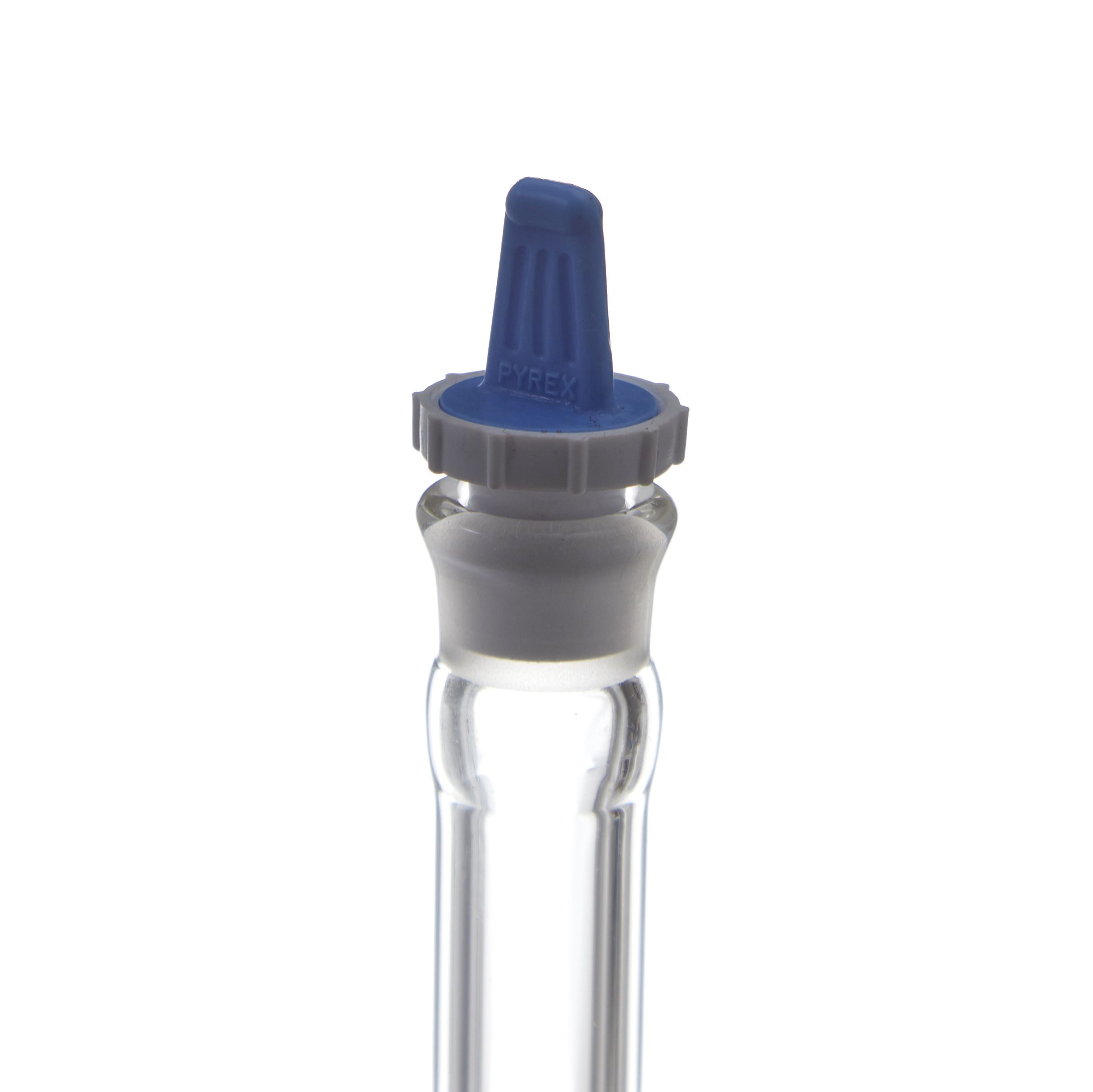 MATRAZ VOLUMÉTRICO DE 100ml CLASE A ASTm. TAPÓN DE PLÁSTICO. PYREX