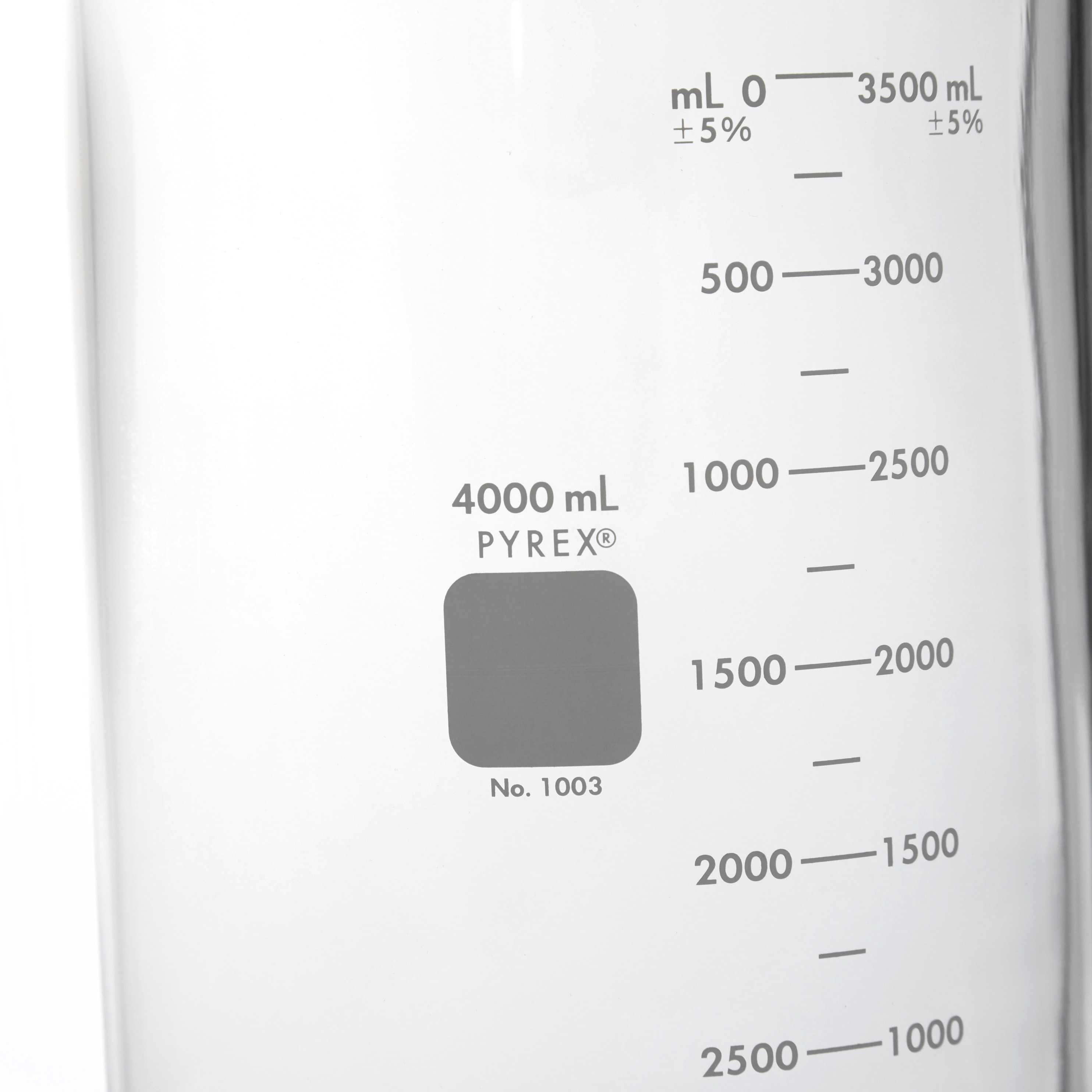 VASO DE PRECIPITADO DE 4L DE USO RUDO. PYREX