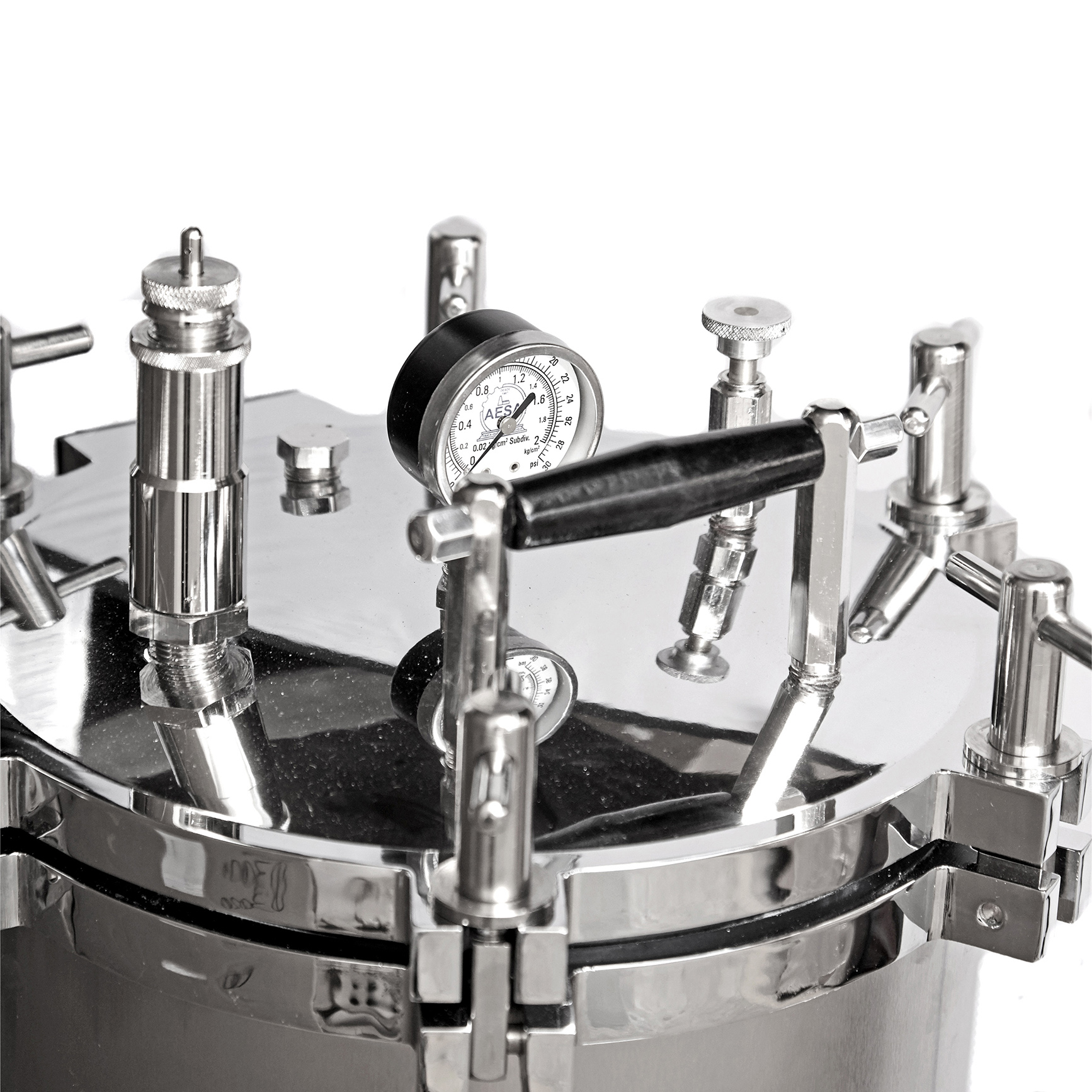 AUTOCLAVE VERTICAL DE 25 X 50cm. AESA
