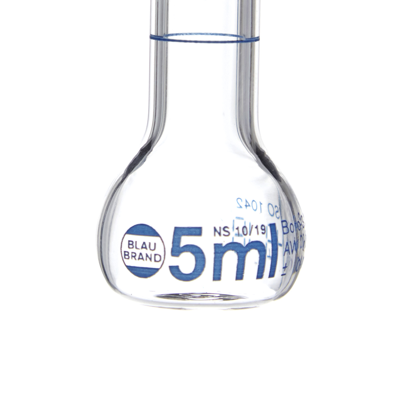 MATRAZ VOLUMÉTRICO DE 5ml CLASE A DIN. CUELLO ANCHO. TAPÓN DE VIDRIO. BRAND