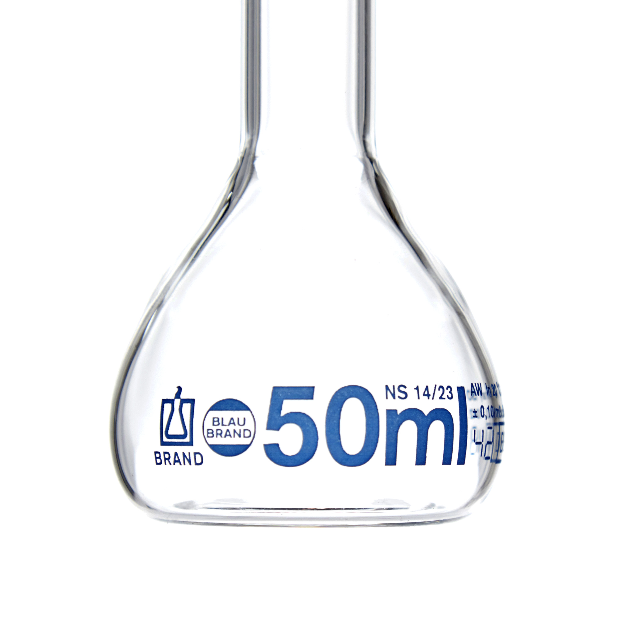 MATRAZ VOLUMÉTRICO DE 50ml CLASE A DIN. CUELLO ANCHO. TAPÓN DE PLÁSTICO. BRAND