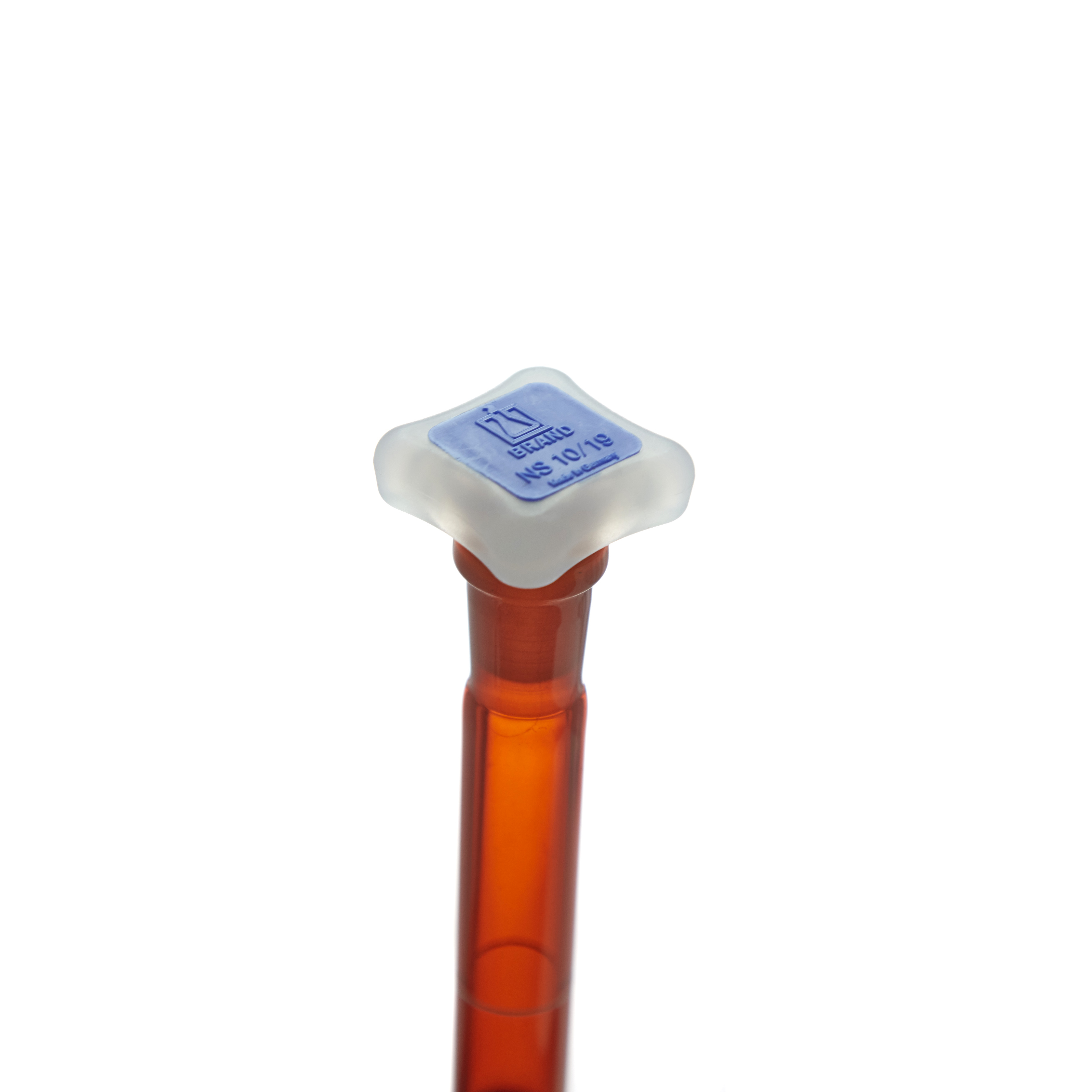 MATRAZ VOLUMÉTRICO DE 25ml CLASE A DIN ACTÍNICO. TAPÓN DE PLÁSTICO. BRAND