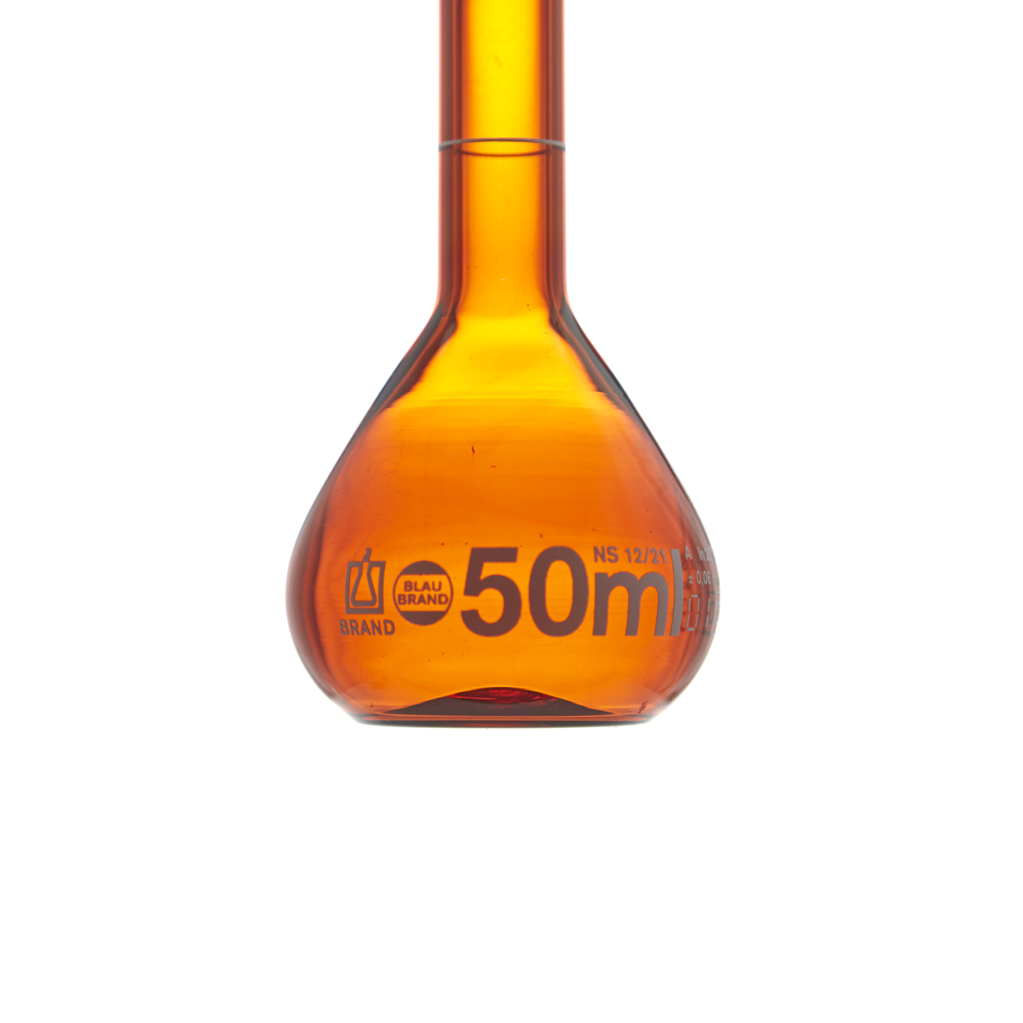 MATRAZ VOLUMÉTRICO DE 50ml CLASE A DIN ACTÍNICO. TAPÓN DE PLÁSTICO. BRAND