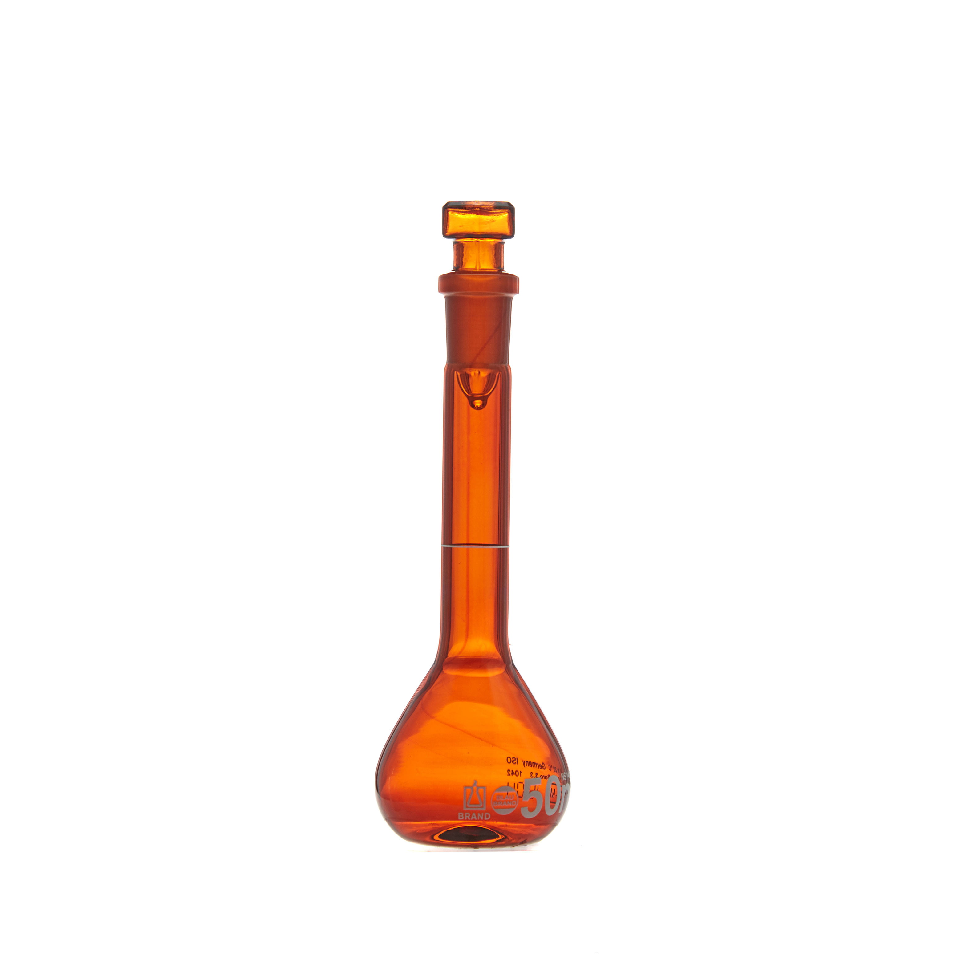 MATRAZ VOLUMÉTRICO DE 50ml CLASE A DIN ACTÍNICO. CUELLO ANCHO. TAPÓN DE VIDRIO. BRAND