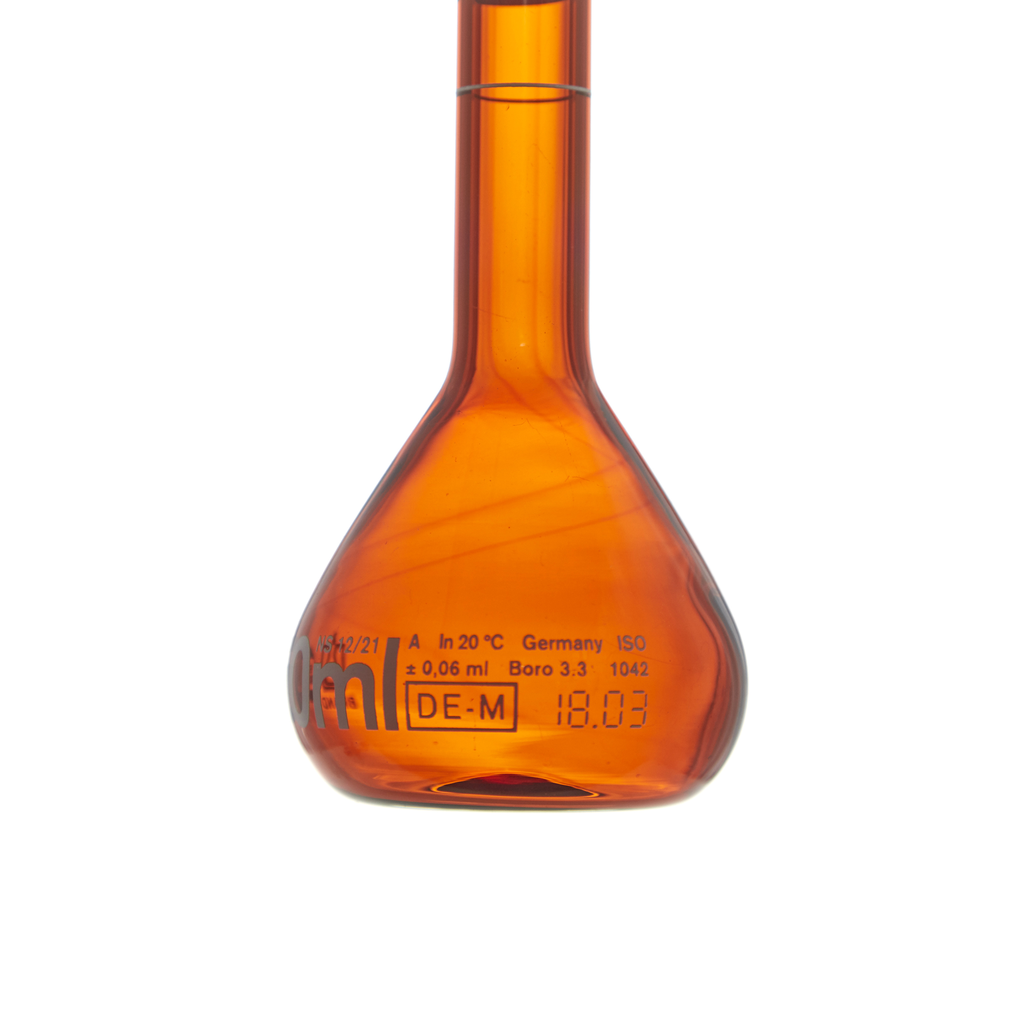 MATRAZ VOLUMÉTRICO DE 50ml CLASE A DIN ACTÍNICO. TAPÓN DE VIDRIO. BRAND