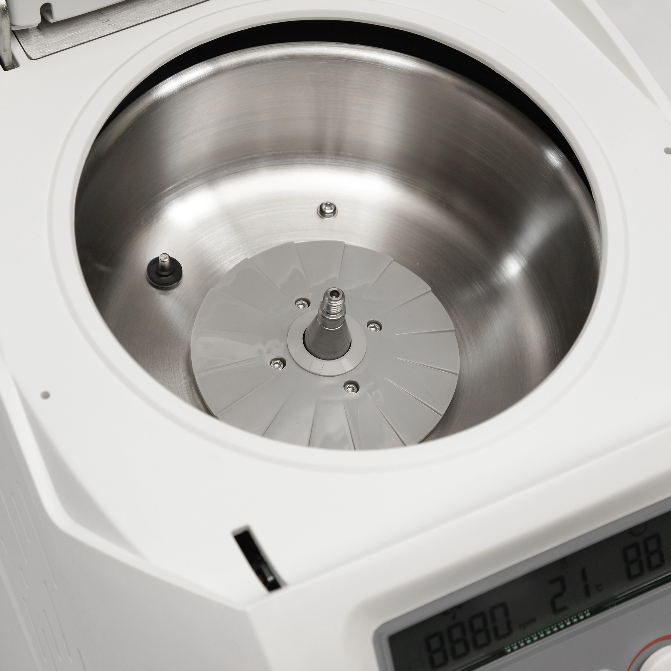 MICROCENTRIFUGA REFRIGERADA PARA 24 TUBOS DE 1.5/2ml. DLAB SCIENTIFIC