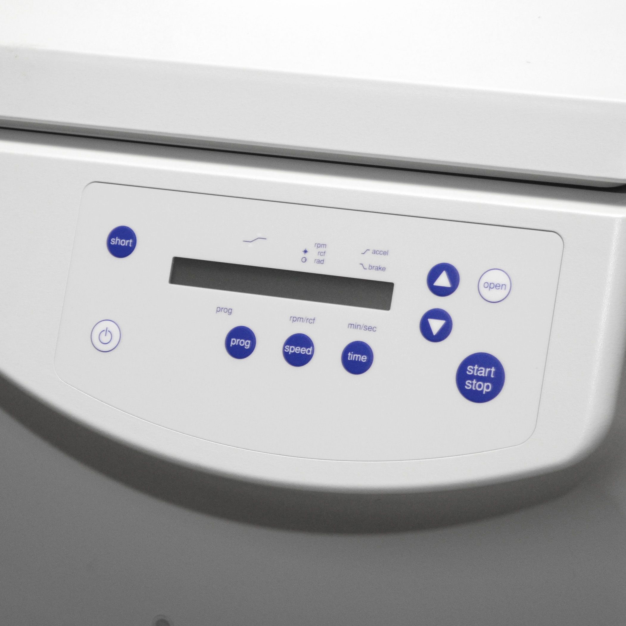 CENTRIFUGA 5804 P/16 TUBOS DE 15 Y 8 TUBOS DE 50 ml.