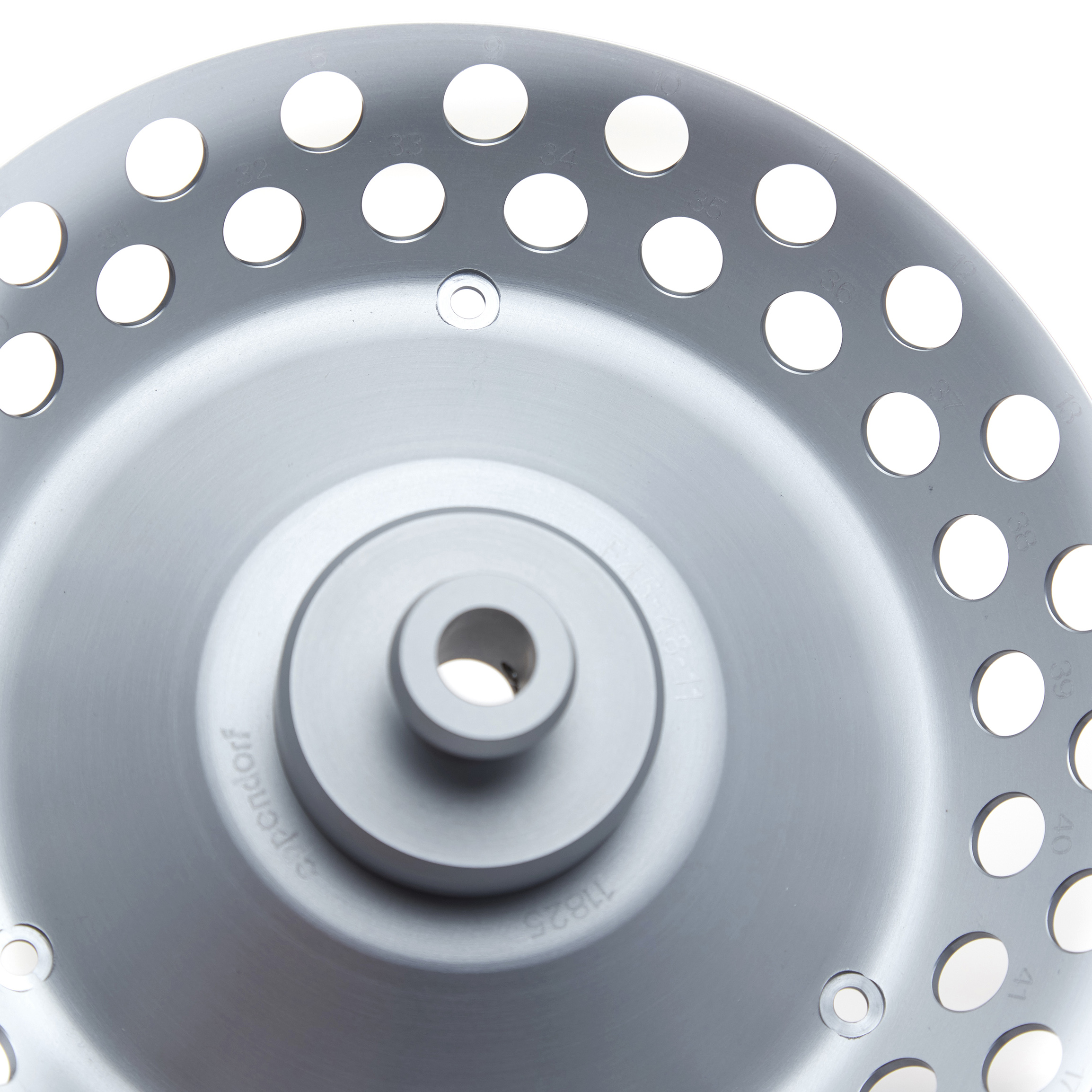 CENTRIFUGA 5810 P/4 FRASCOS DE 500 ml.