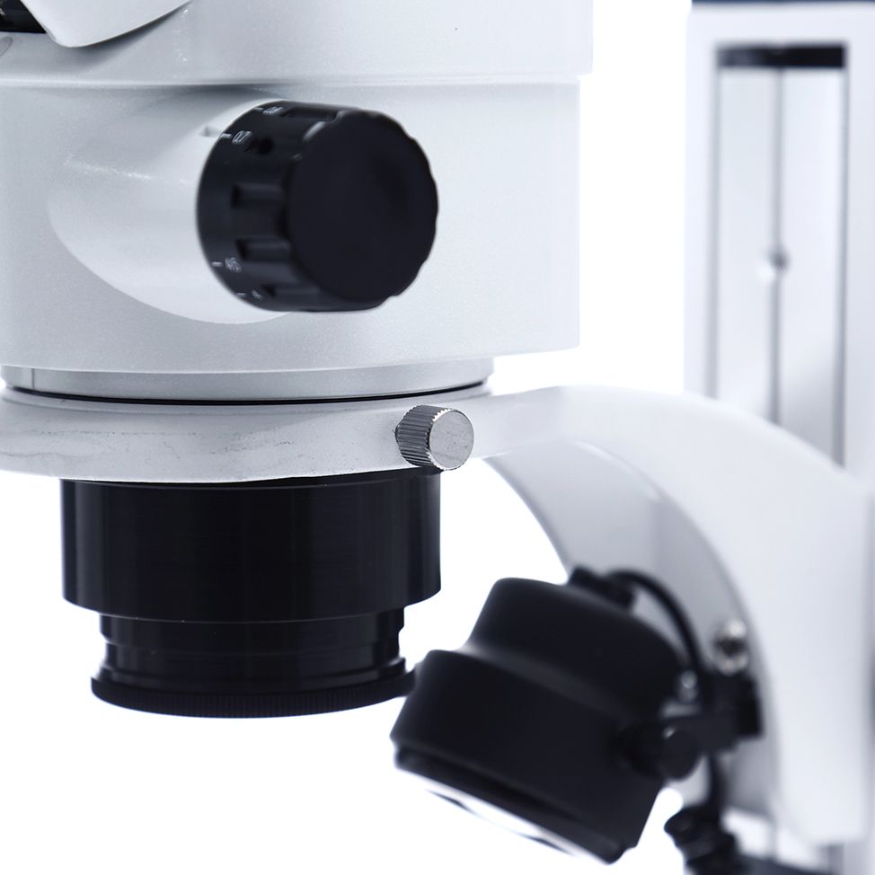 MICROSCOPIO ESTEREOSCÓPICO TRINOCULAR CON ZOOm. EUROMEX