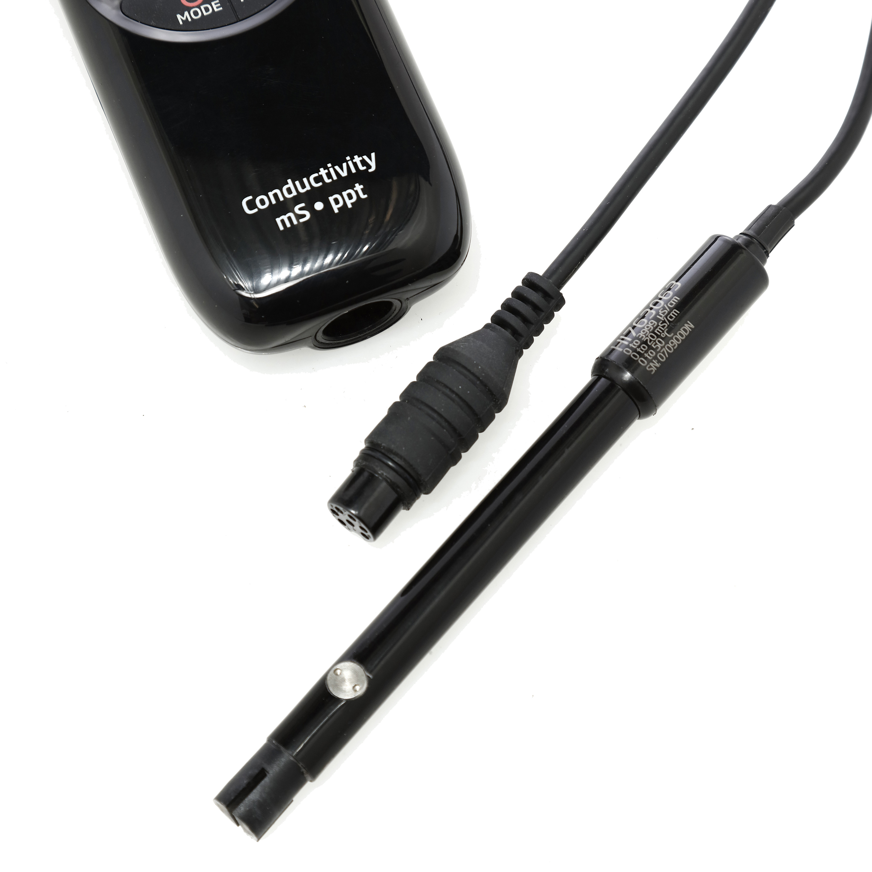 MEDIDOR DE CONDUCTIVIDAD Y TDS PORTÁTIL CON PANTALLA. HANNA INSTRUMENTS