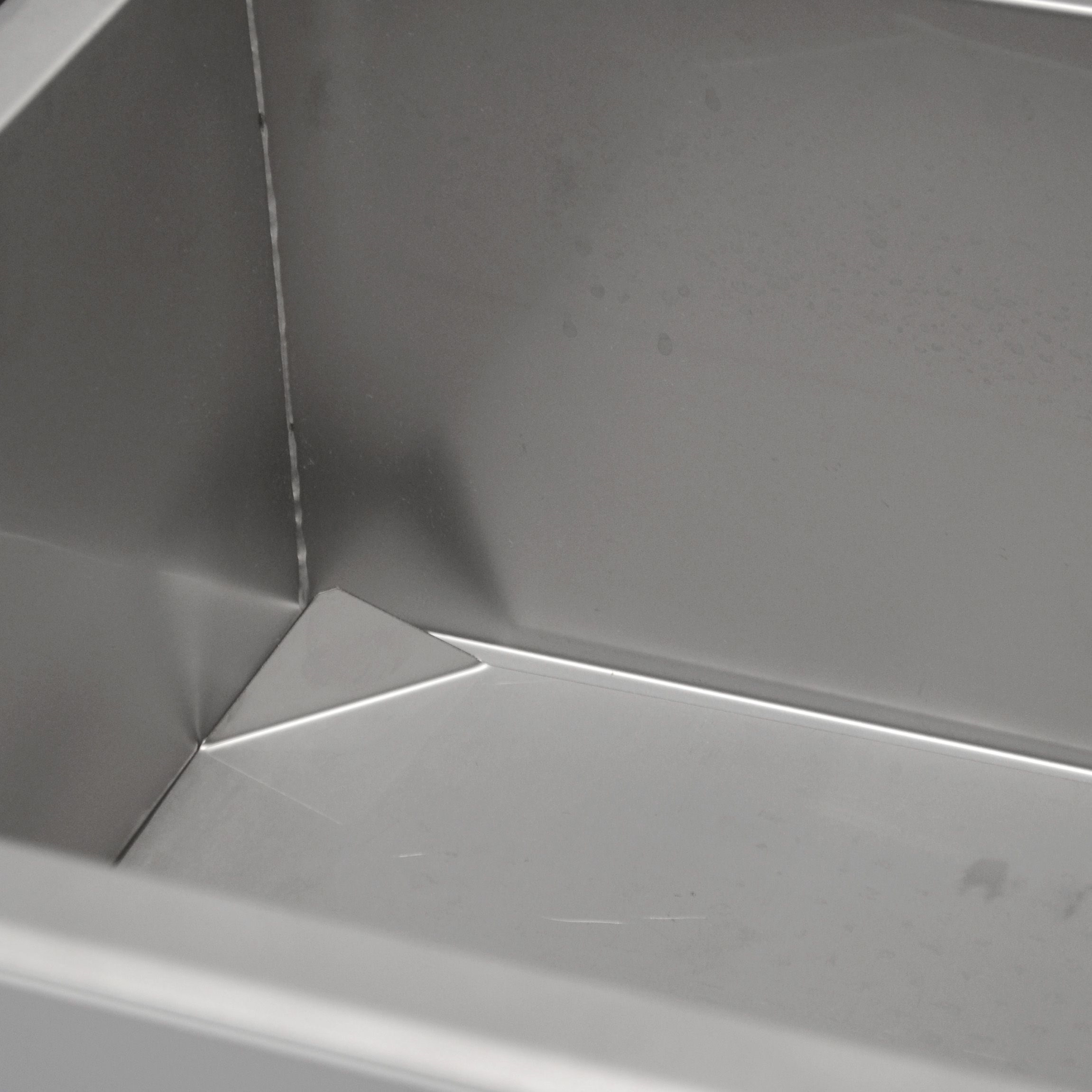 BAÑO C/CIRCULADOR DE 30X40X19 cm. 19 l.