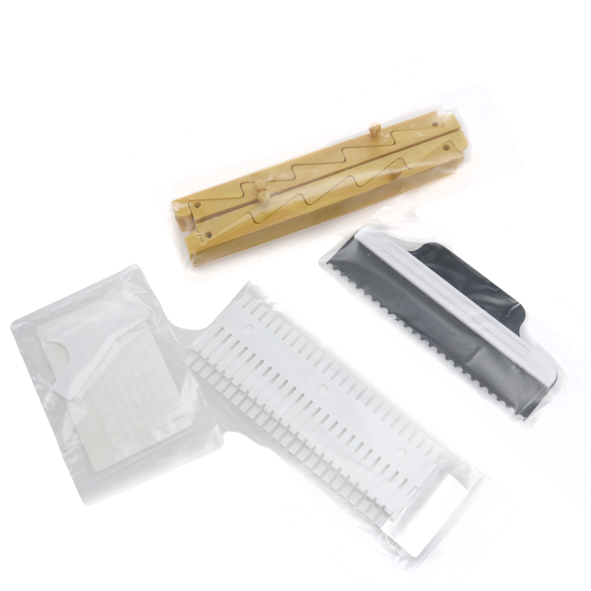 CÁMARA DE ELECTROFORESIS VERTICAL DE 640ml PARA 4 GELES. LABNET.