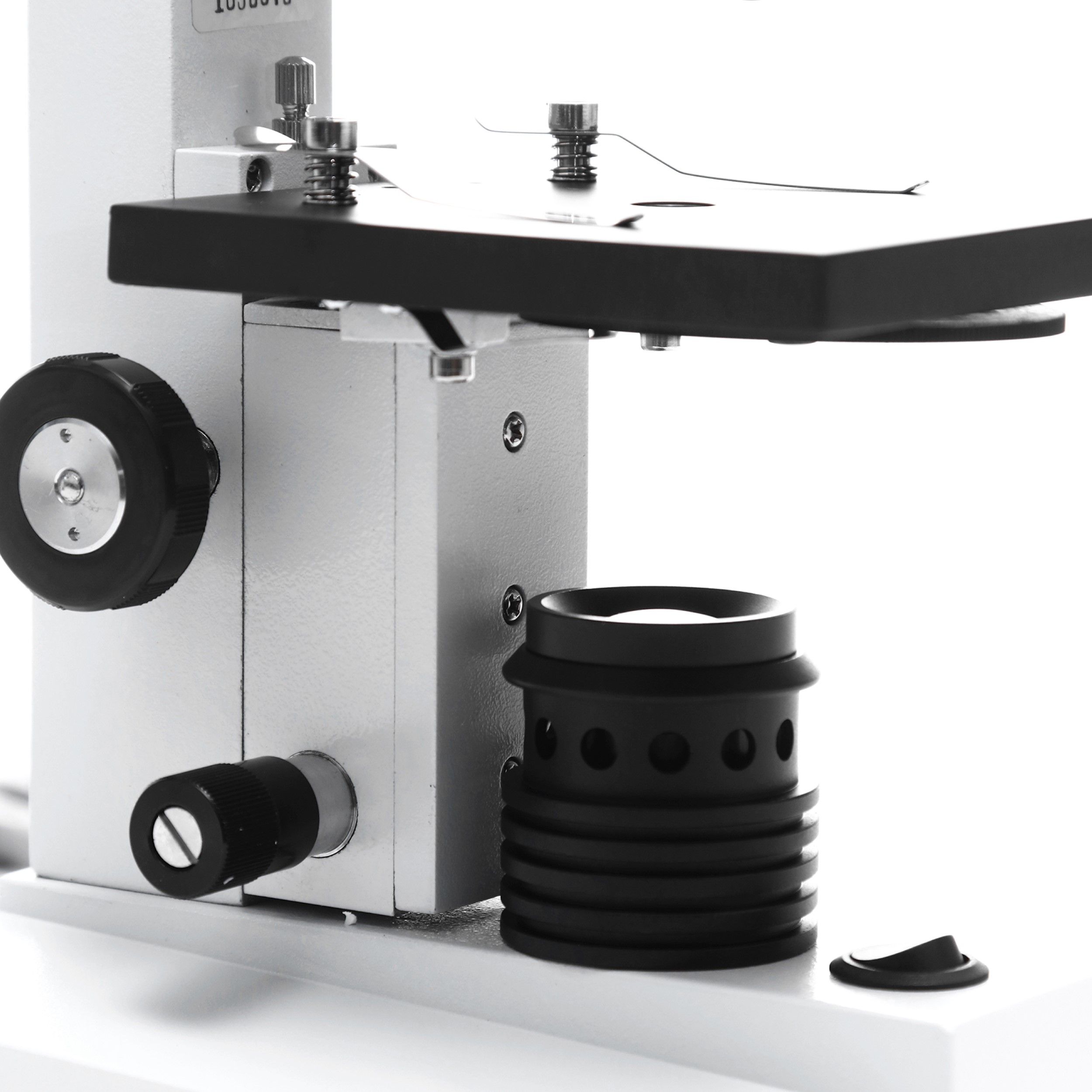 MICROSCOPIO MONOCULAR 400X. LAUKA