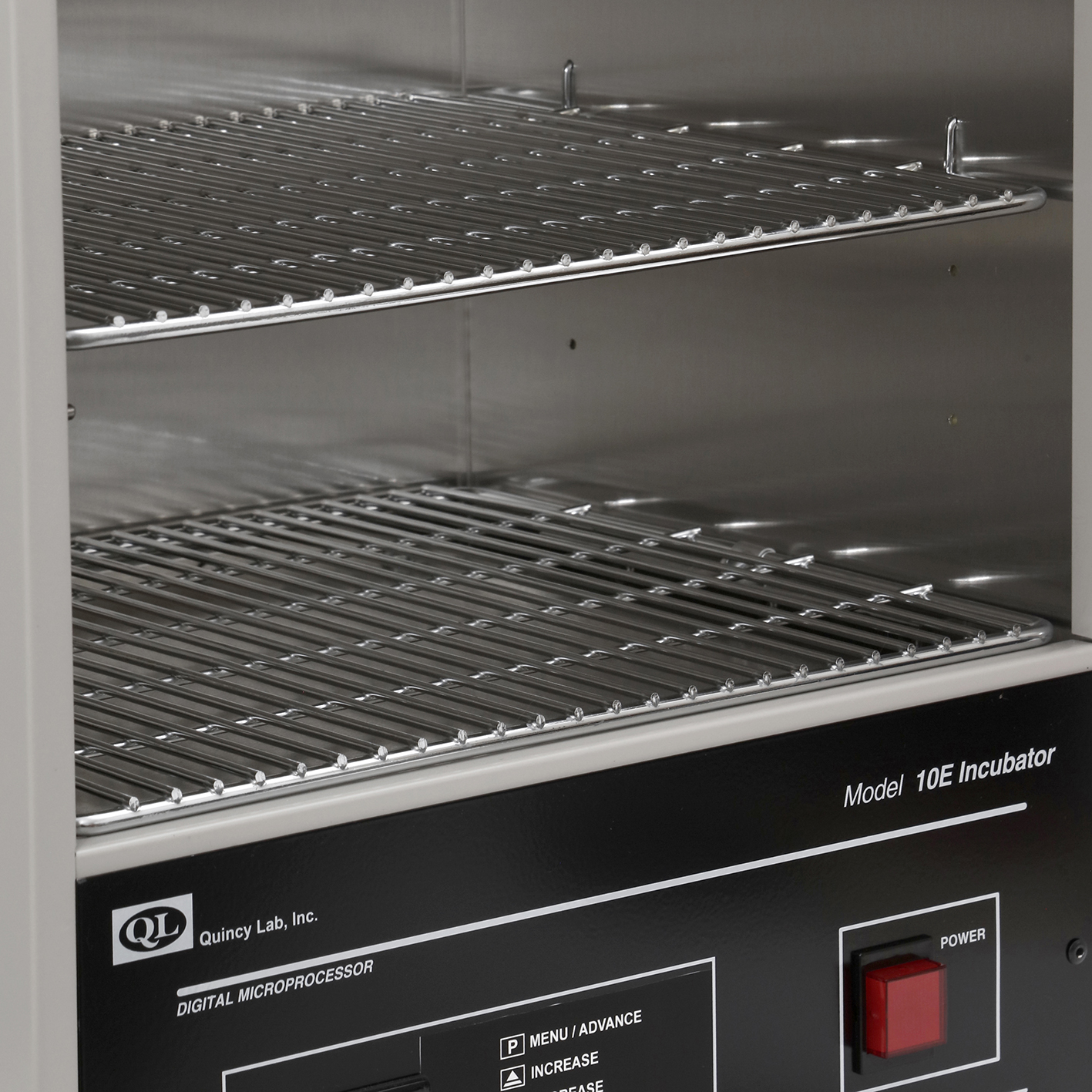 INCUBADORA DIGITAL COMPACTA DE 19 LT. QUINCY LAB