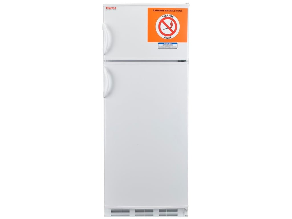 REFRIGERADOR CON CONGELADOR PARA MATERIALES INFLAMABLES DE 10 PIES. THERMO SCIENTIFIC