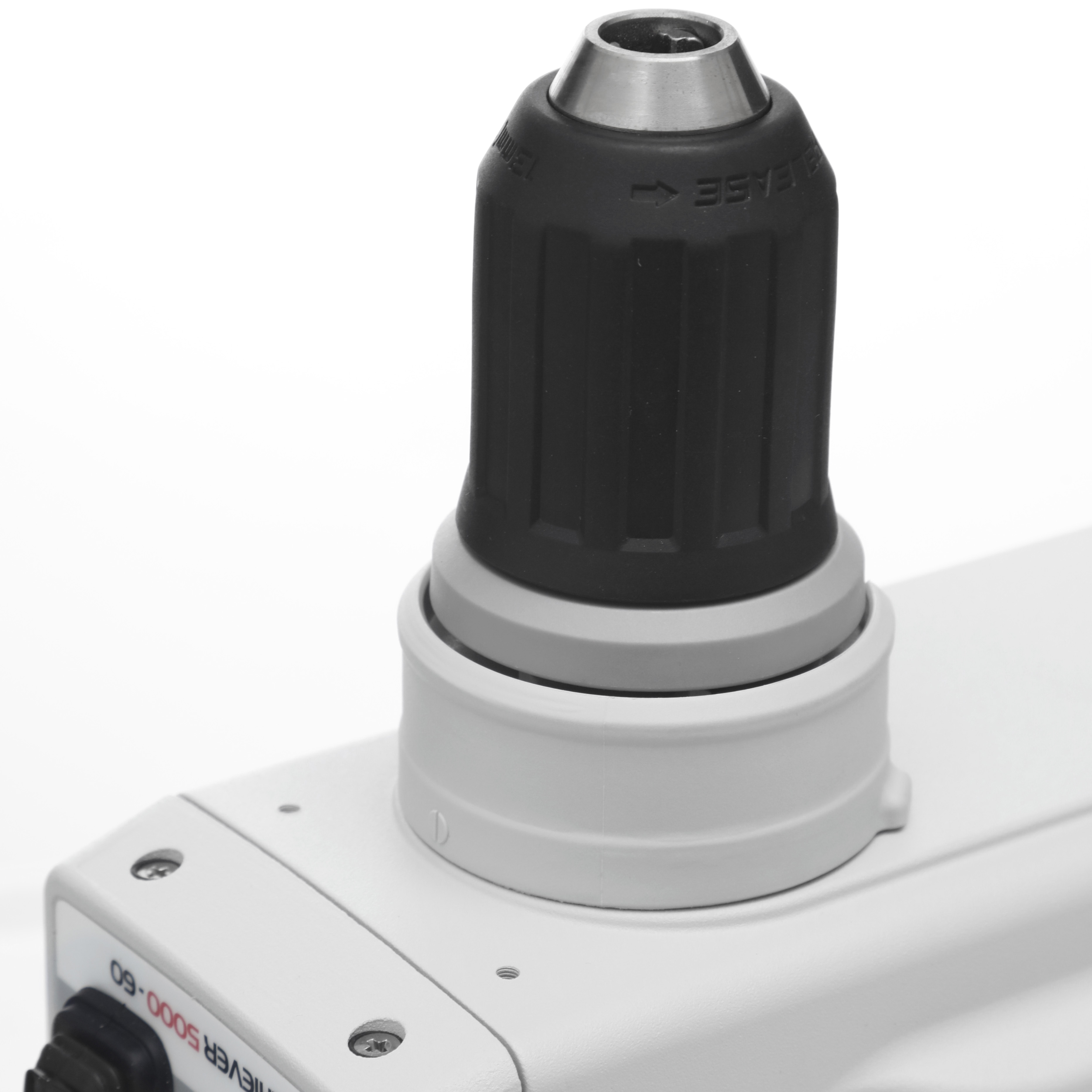 AGITADOR ELÉCTRICO DIGITAl. VELOCIDAD DE 30 A 2000 RPm. TORQUE MÁXIMO DE 60 N-cm. OHAUS