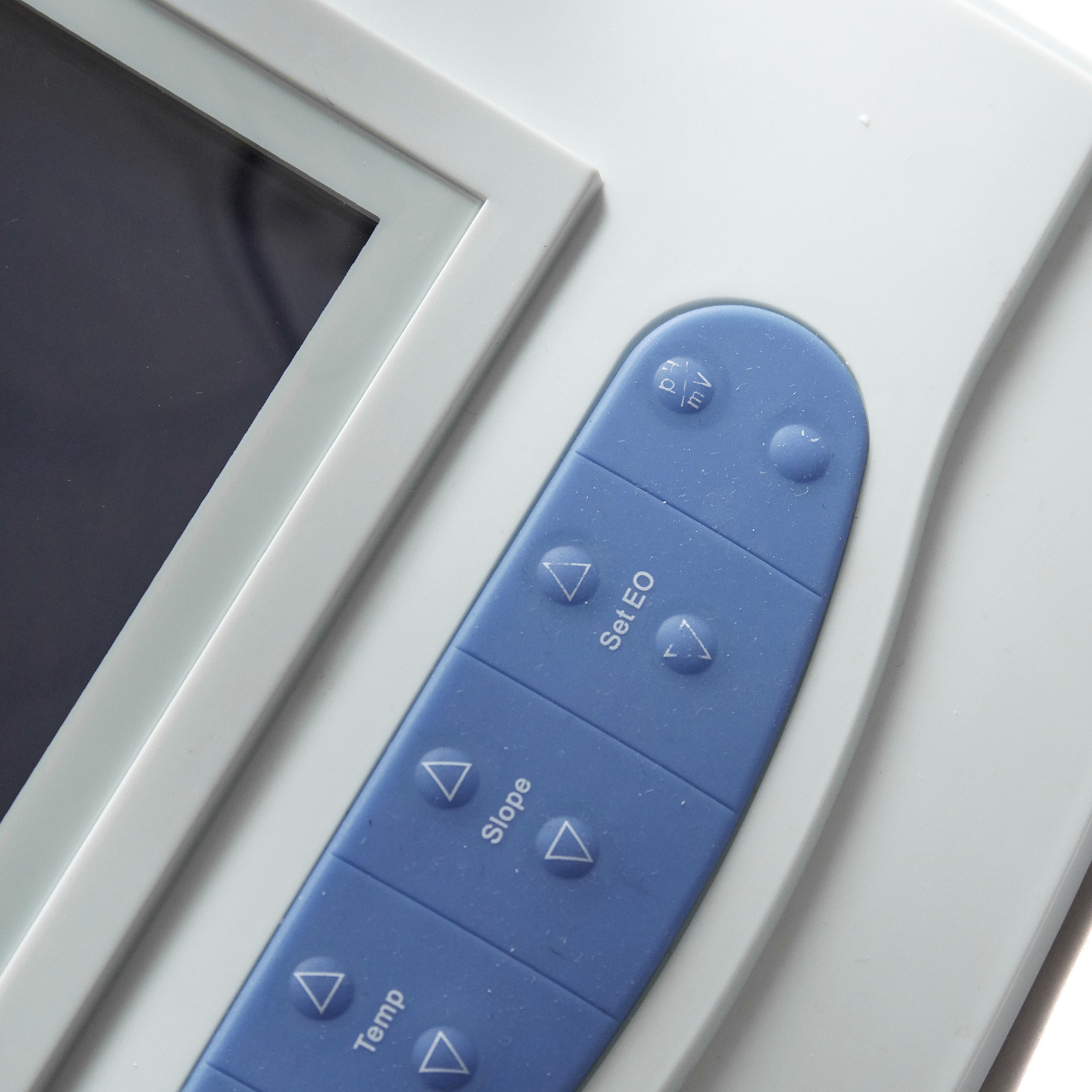 MEDIDOR DE PH DE MESA PHS-3CU